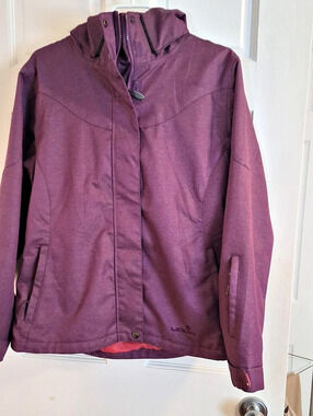 venture Liquid 5000 Purple Ski Jacket Size Medium Like New